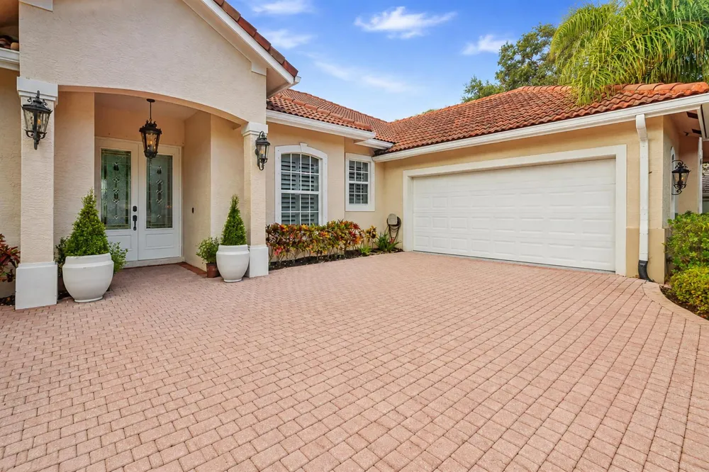 1422 SW Osprey Cove Port St. Lucie, FL 34986