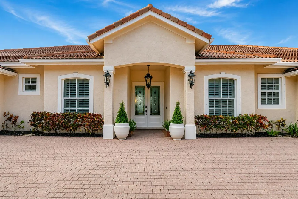 1422 SW Osprey Cove Port St. Lucie, FL 34986