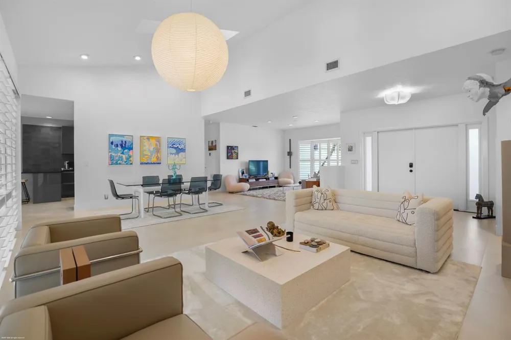 2274 Sunderland Avenue Wellington, FL 33414