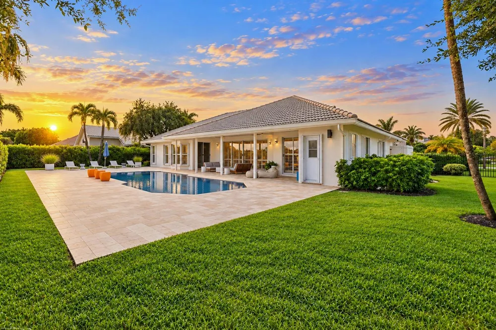 2274 Sunderland Avenue Wellington, FL 33414