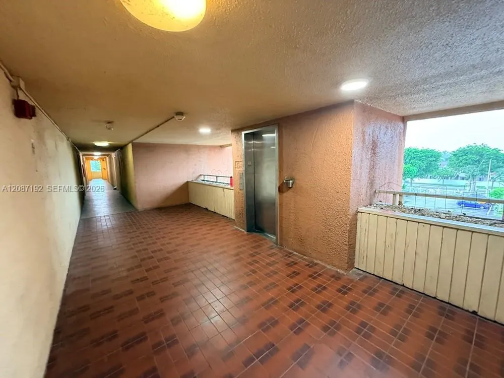 17530 NW 68th Ave #C4010 Hialeah, FL 33015