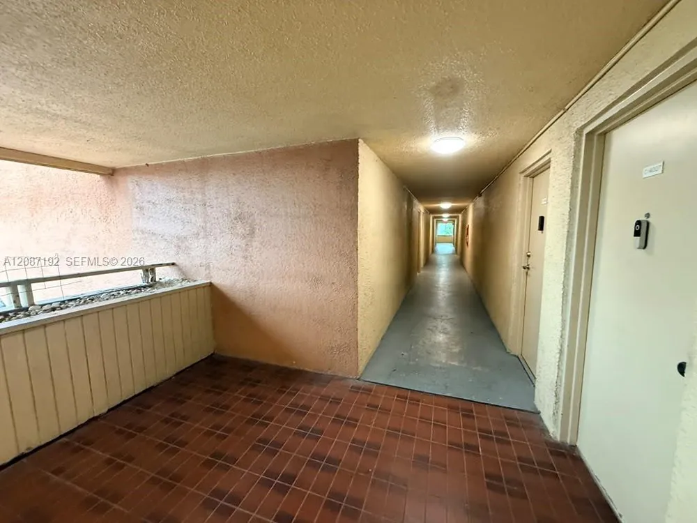 17530 NW 68th Ave #C4010 Hialeah, FL 33015