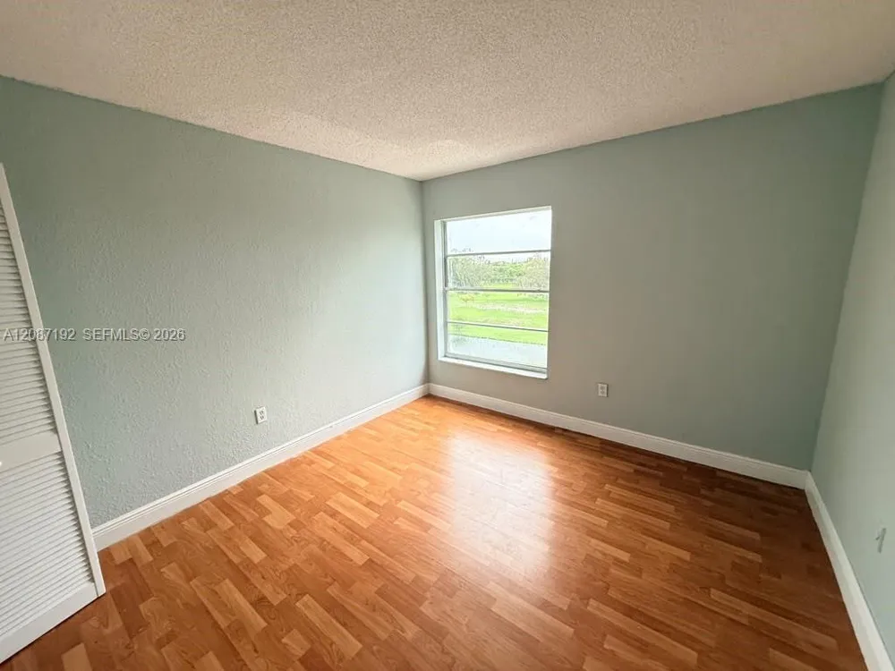 17530 NW 68th Ave #C4010 Hialeah, FL 33015
