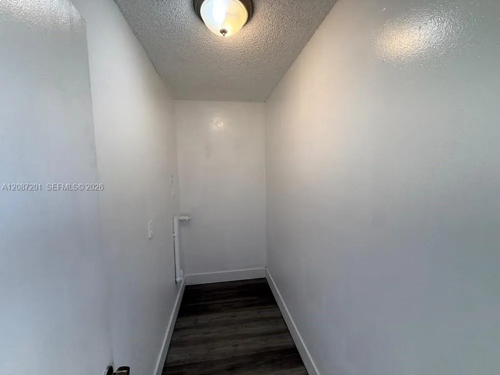 6125 W 20th Ave #312 Hialeah, FL 33012