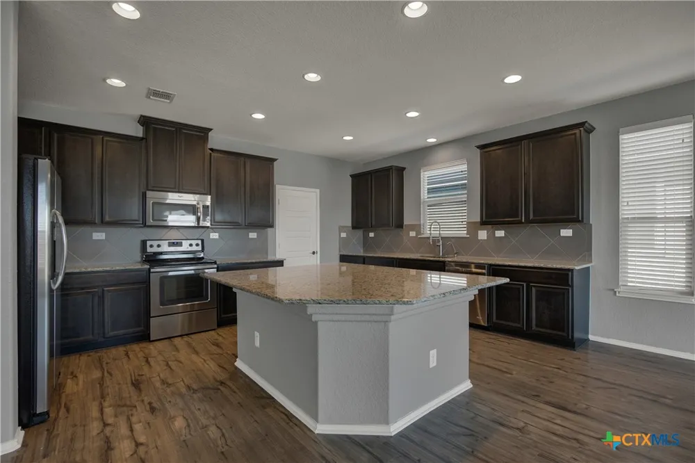 4213 Gale Meadows New Braunfels, TX 78130
