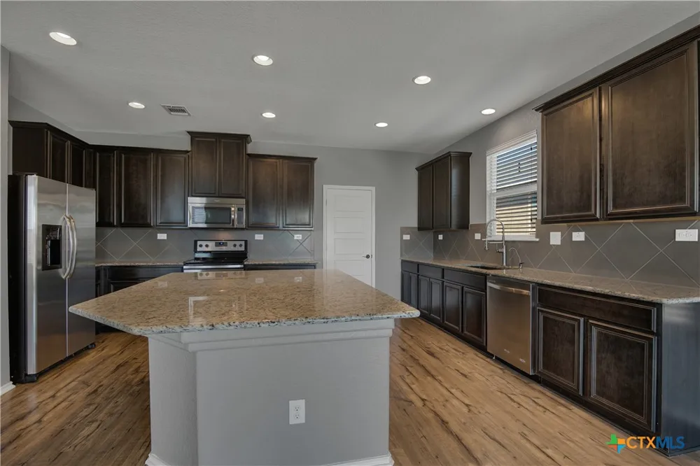 4213 Gale Meadows New Braunfels, TX 78130
