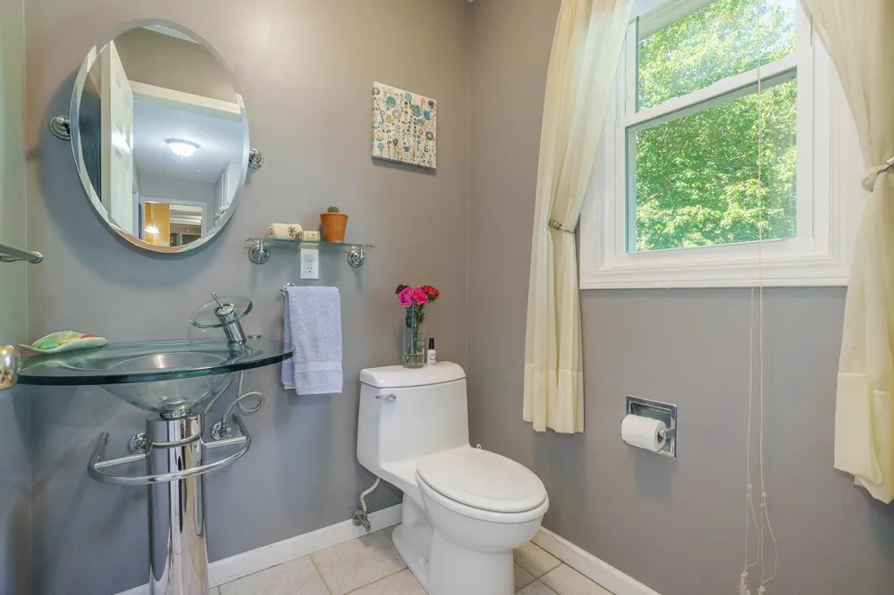 906 Walnut Street Three Rivers, MI 49093