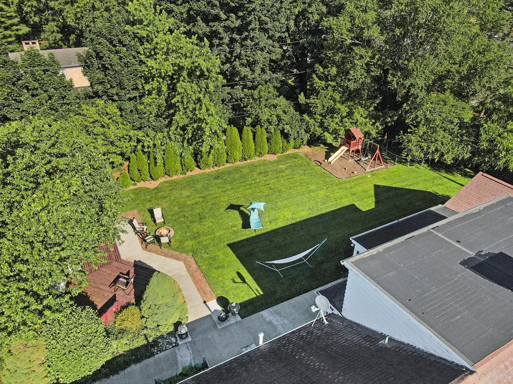 906 Walnut Street Three Rivers, MI 49093