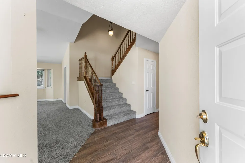 42910 Burlwood Drive Lancaster, CA 93536