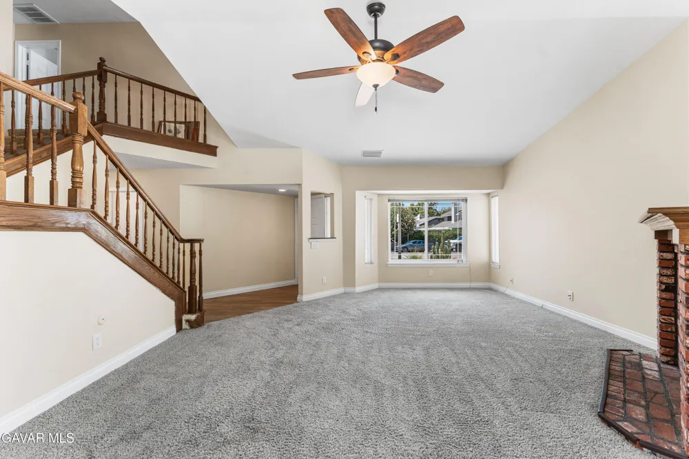 42910 Burlwood Drive Lancaster, CA 93536