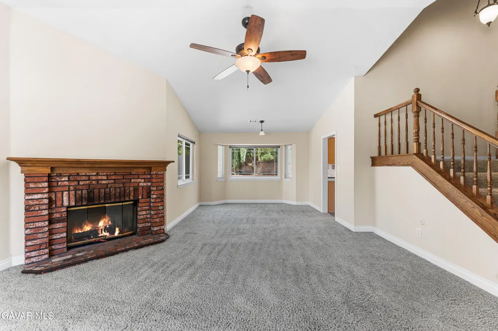 42910 Burlwood Drive Lancaster, CA 93536