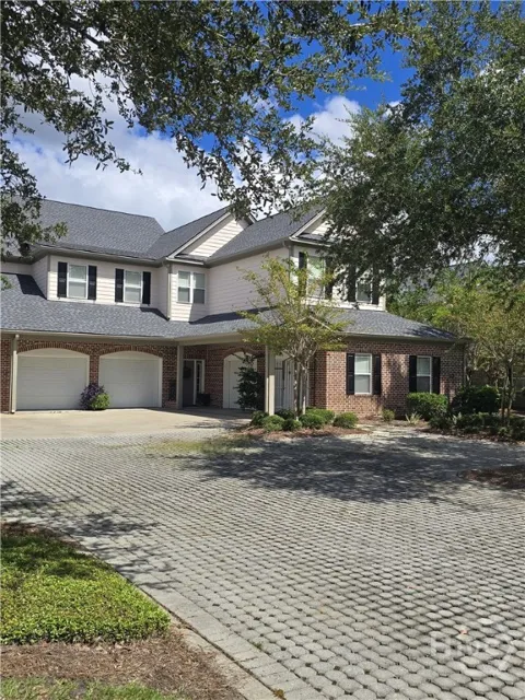 1704 River Oaks Drive #1704