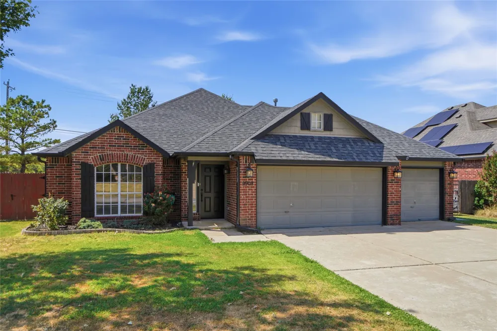 9908 114th EastAvenue Owasso, OK 74055