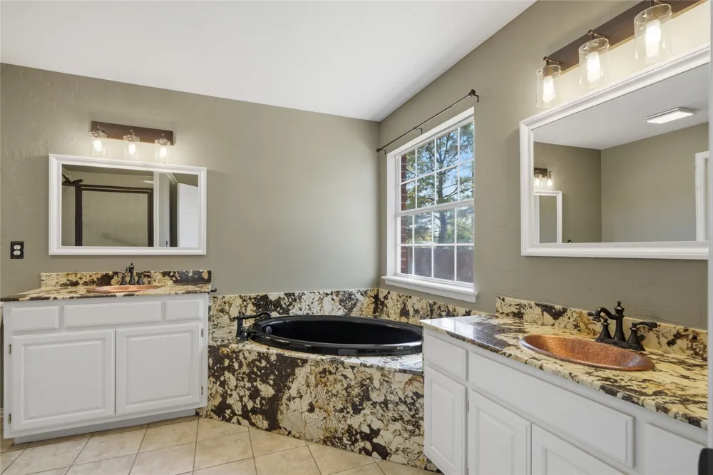 9908 114th EastAvenue Owasso, OK 74055