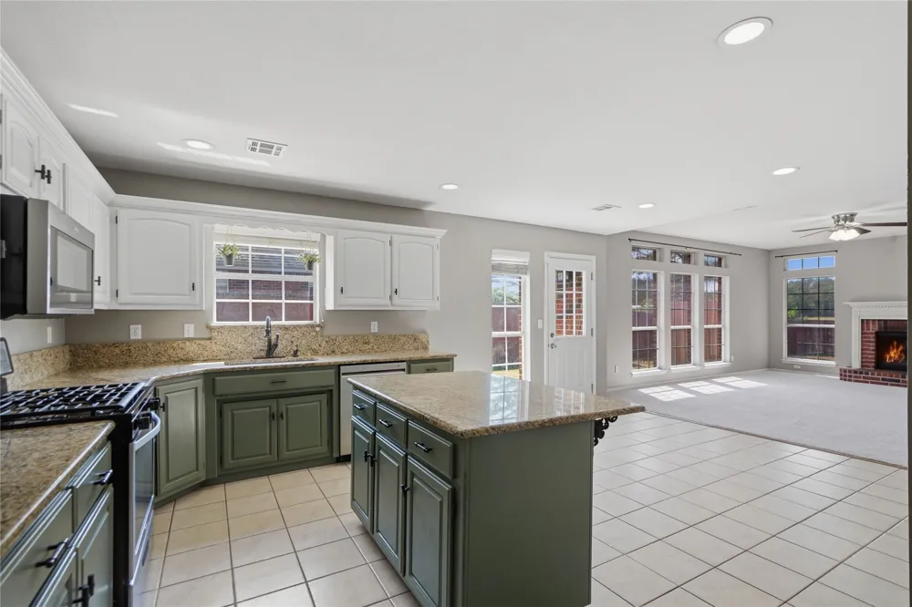 9908 114th EastAvenue Owasso, OK 74055