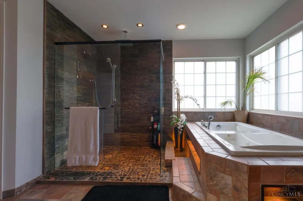 4250 English Oaks Court Union, OH 45103