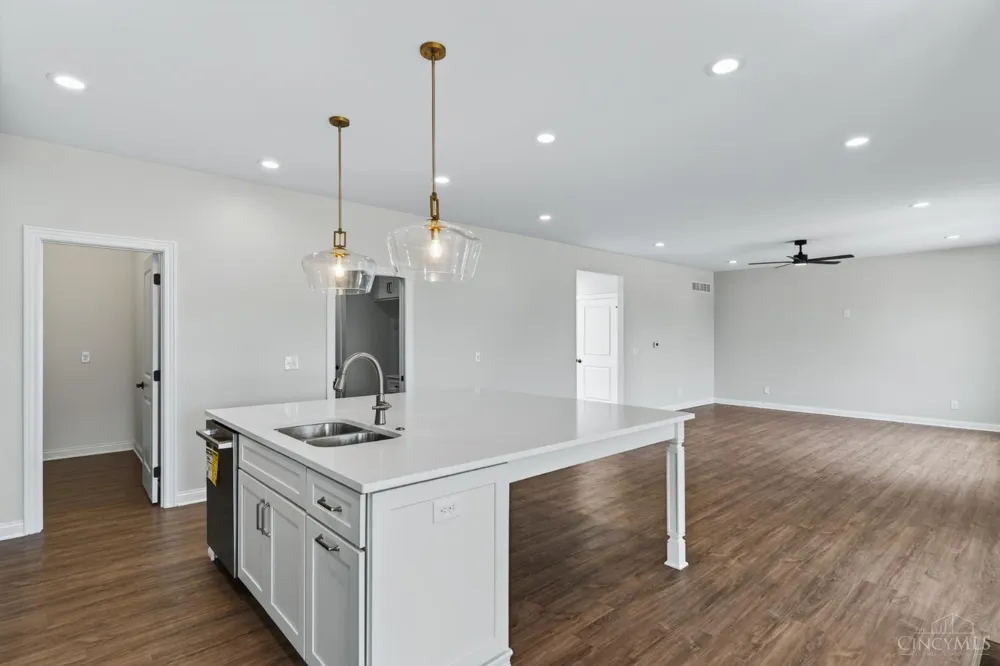 8354 Alice Way St Leon, IN 47012