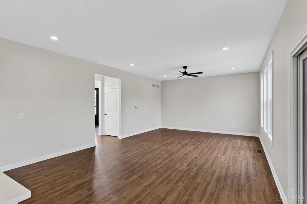 8354 Alice Way St Leon, IN 47012