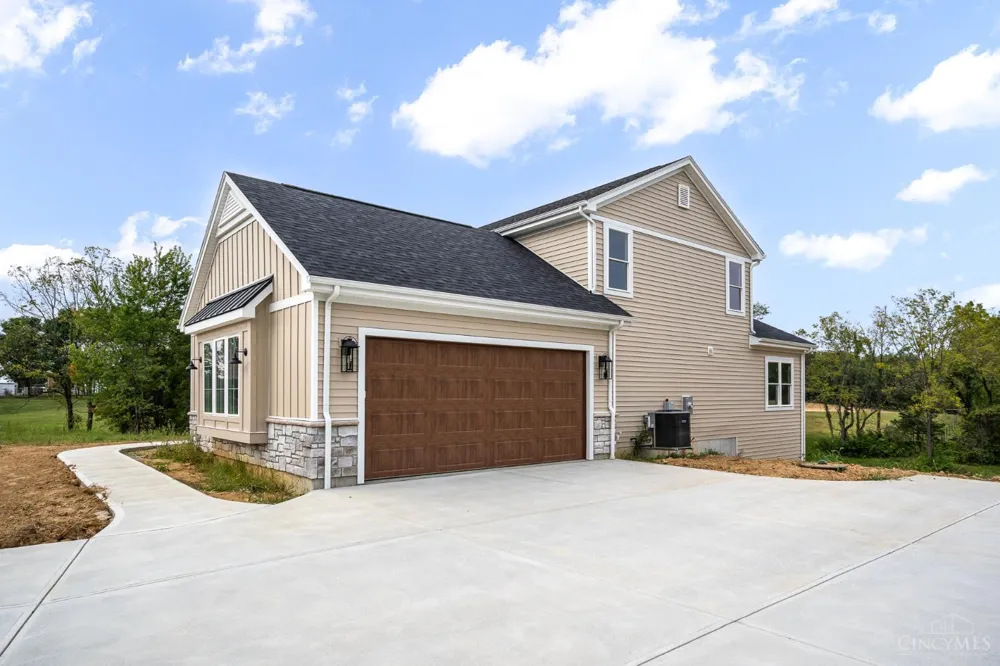 8354 Alice Way St Leon, IN 47012