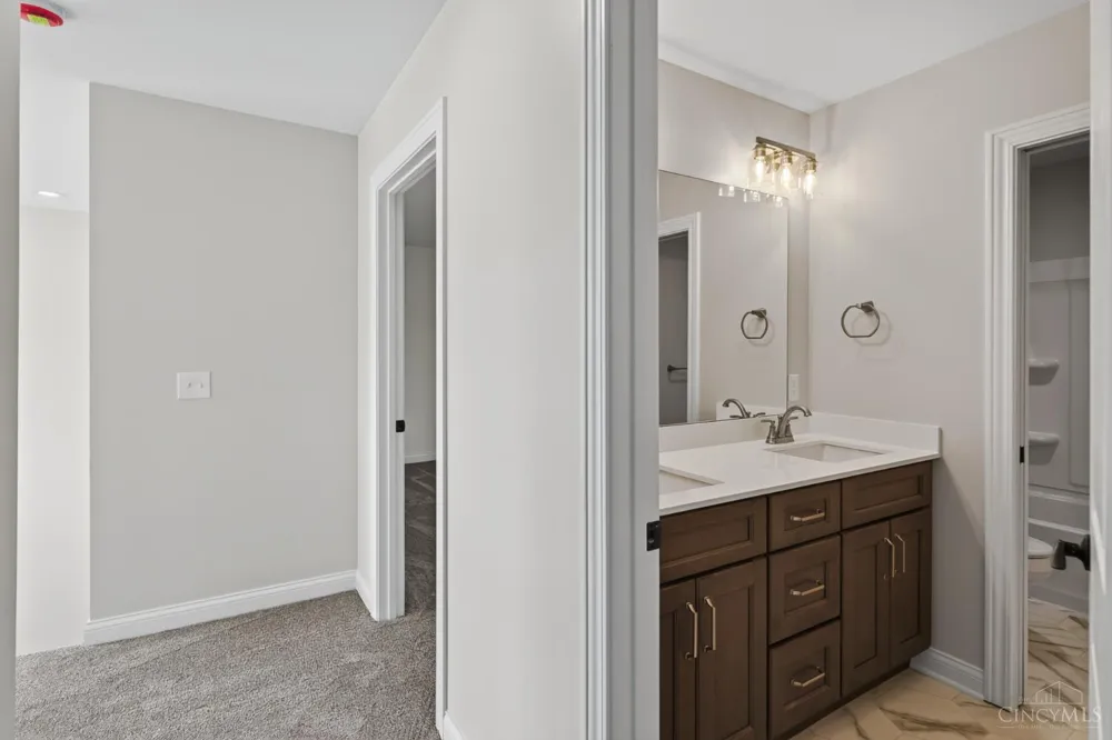 8354 Alice Way St Leon, IN 47012