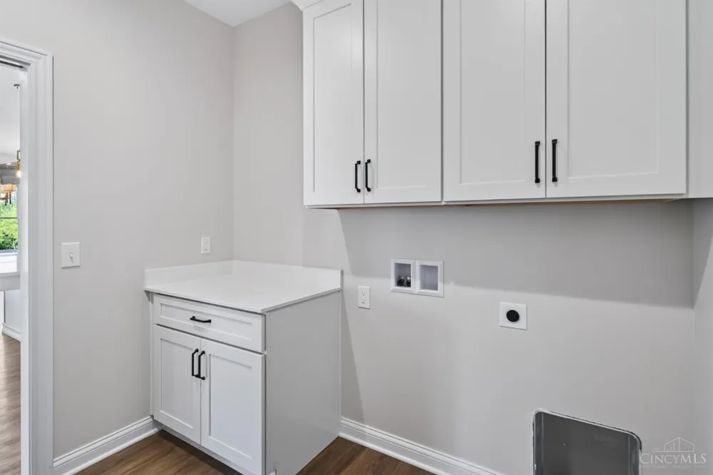 8354 Alice Way St Leon, IN 47012