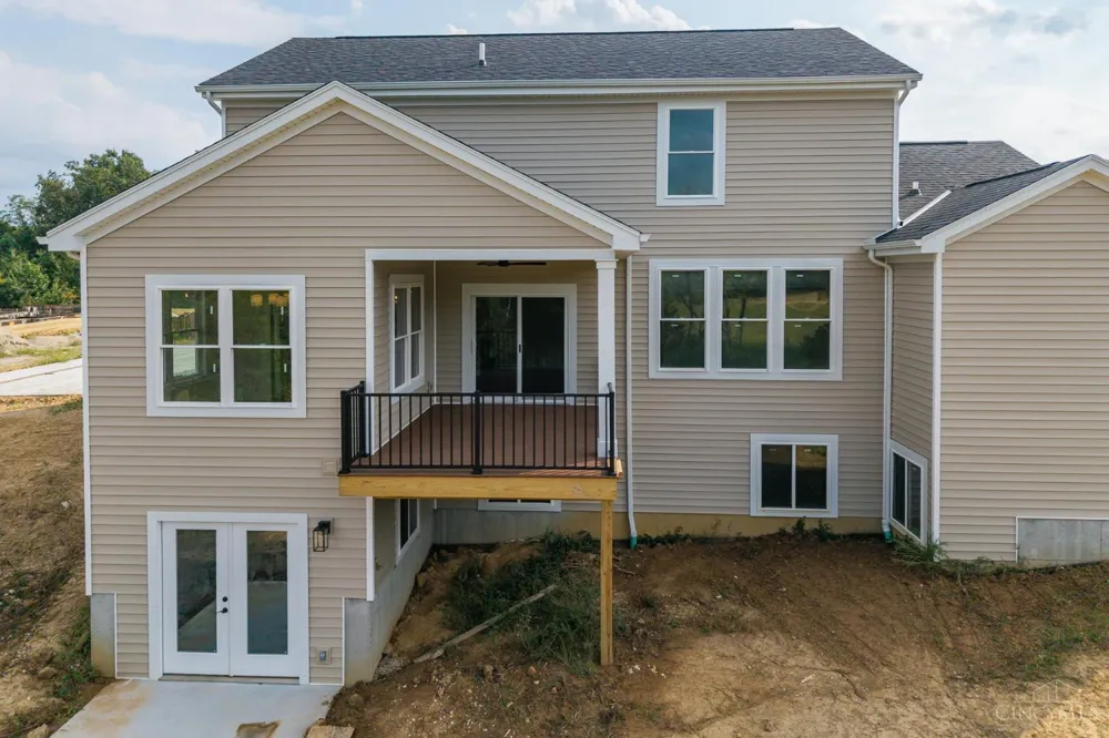 8354 Alice Way St Leon, IN 47012