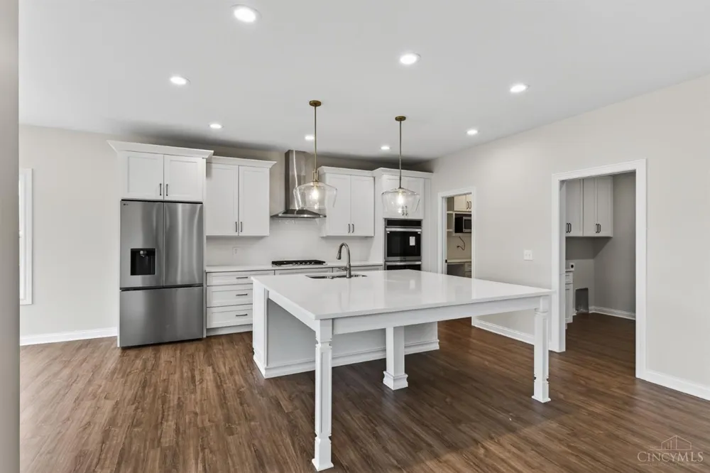 8354 Alice Way St Leon, IN 47012