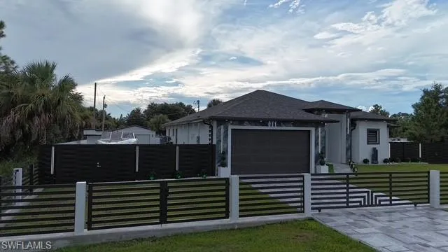611 Lake Avenue Lehigh Acres, FL 33972