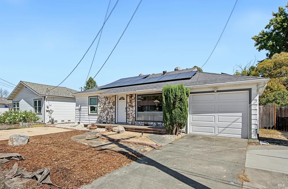 14 Bellevue Avenue Napa, CA 94558