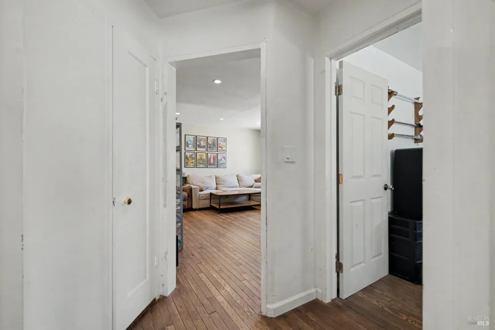 14 Bellevue Avenue Napa, CA 94558