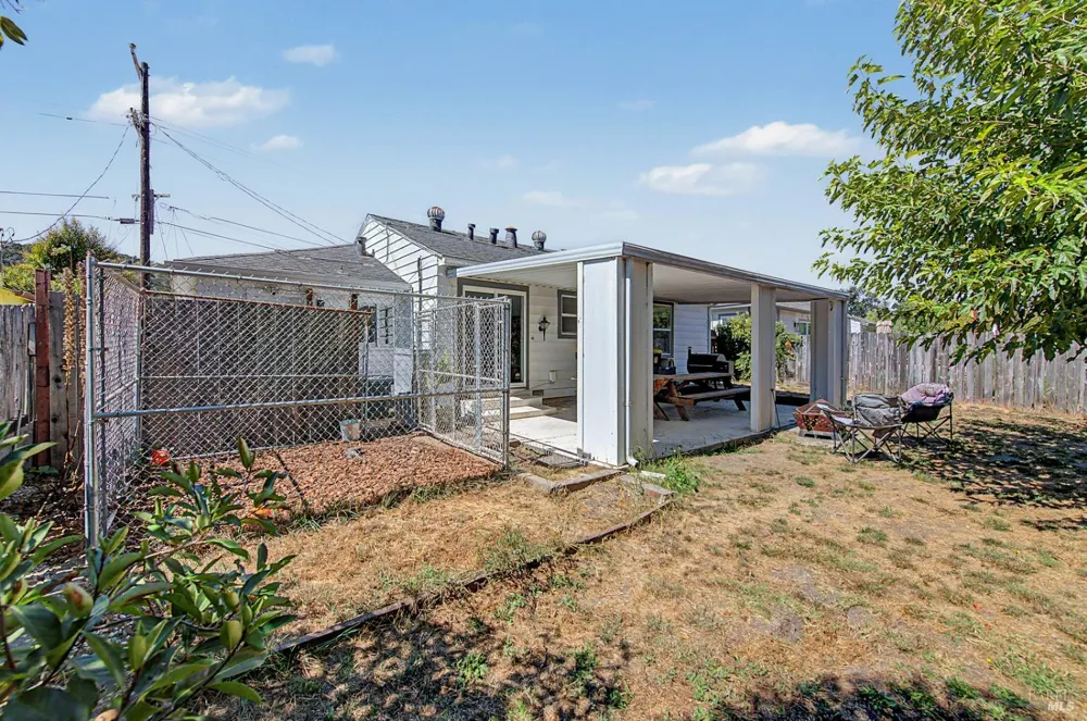 14 Bellevue Avenue Napa, CA 94558