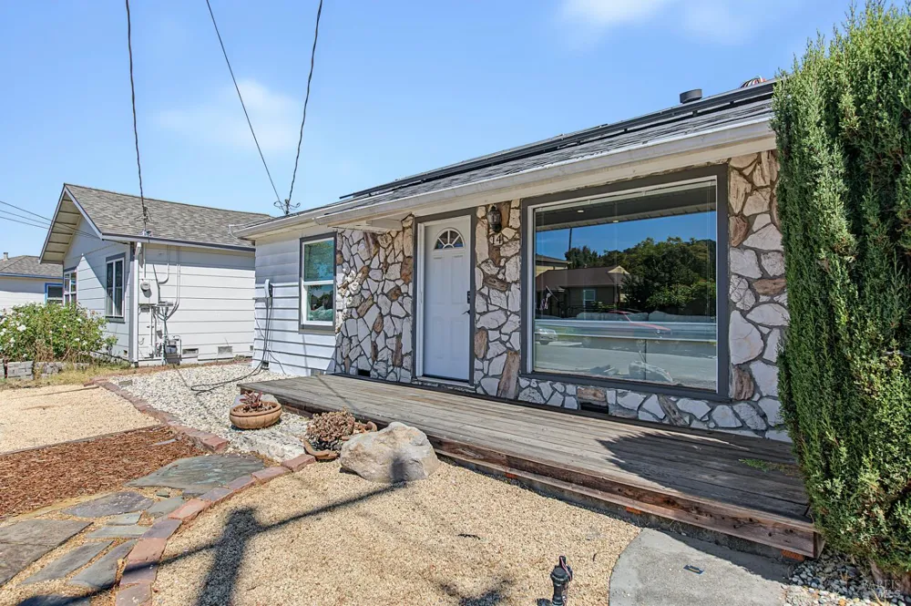 14 Bellevue Avenue Napa, CA 94558