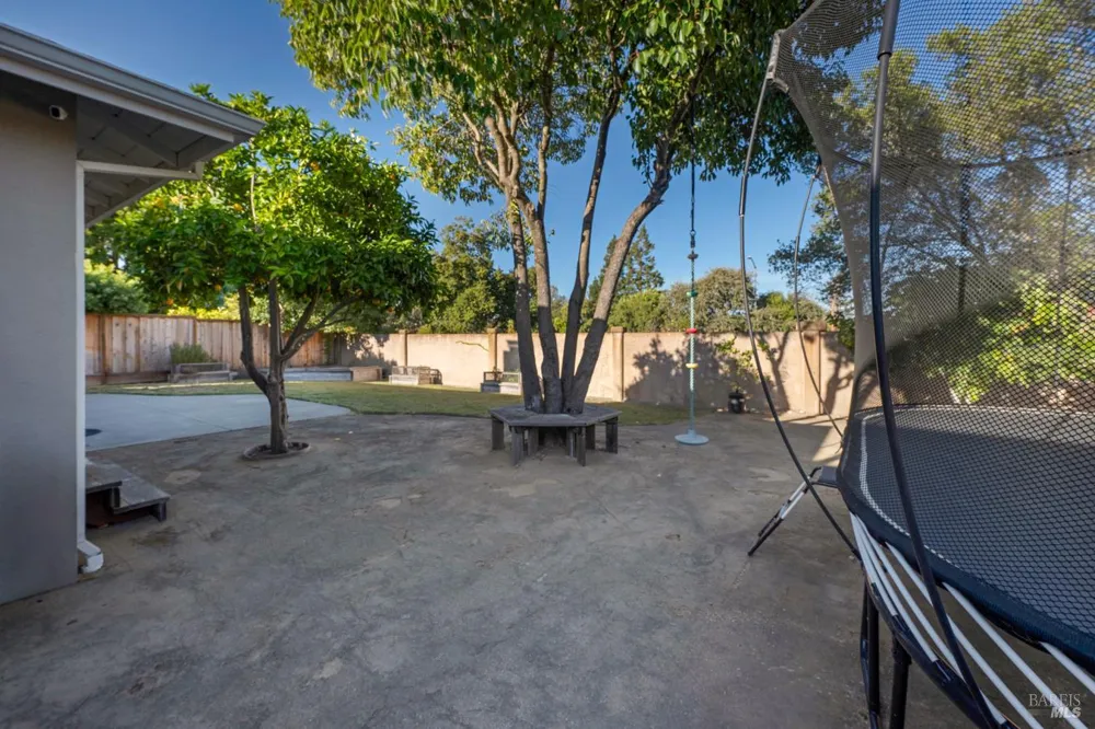 1436 Buchanan Street Novato, CA 94947