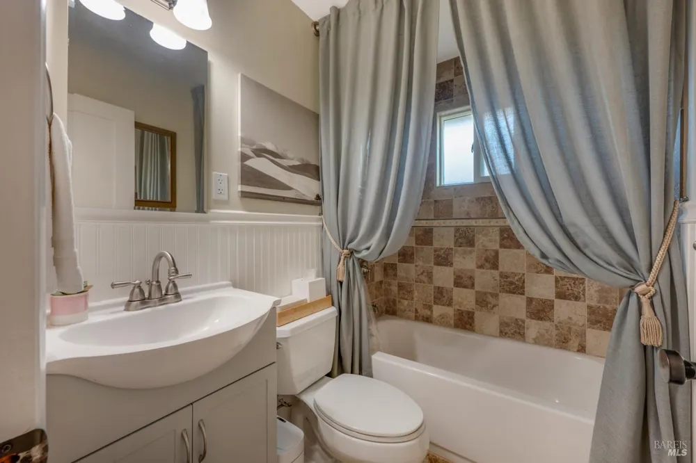 1436 Buchanan Street Novato, CA 94947