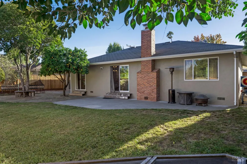 1436 Buchanan Street Novato, CA 94947