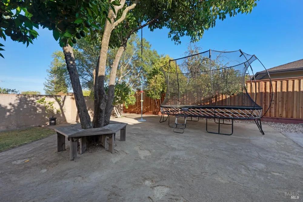 1436 Buchanan Street Novato, CA 94947