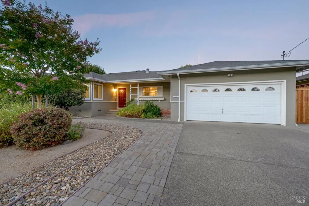 1436 Buchanan Street Novato, CA 94947