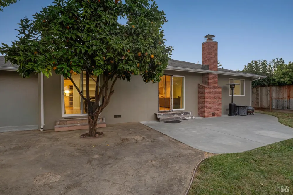1436 Buchanan Street Novato, CA 94947