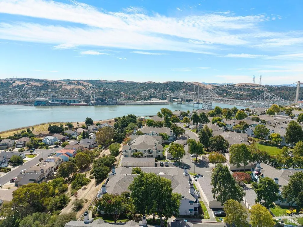 1201 Glen Cove Parkway ##1702 Vallejo, CA 94591