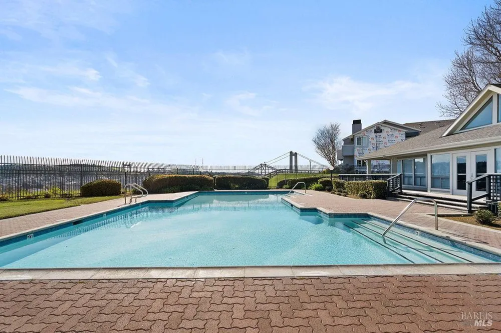 1201 Glen Cove Parkway ##1702 Vallejo, CA 94591