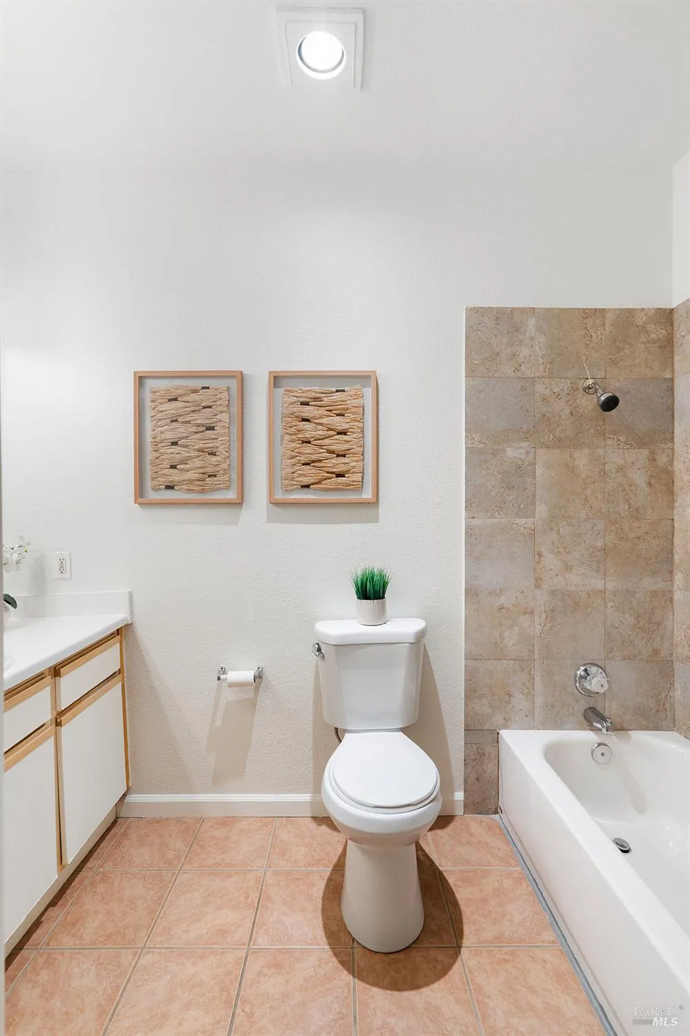 1201 Glen Cove Parkway ##1702 Vallejo, CA 94591