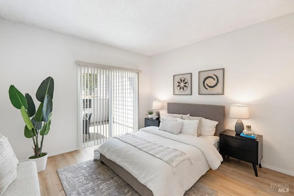 1201 Glen Cove Parkway ##1702 Vallejo, CA 94591