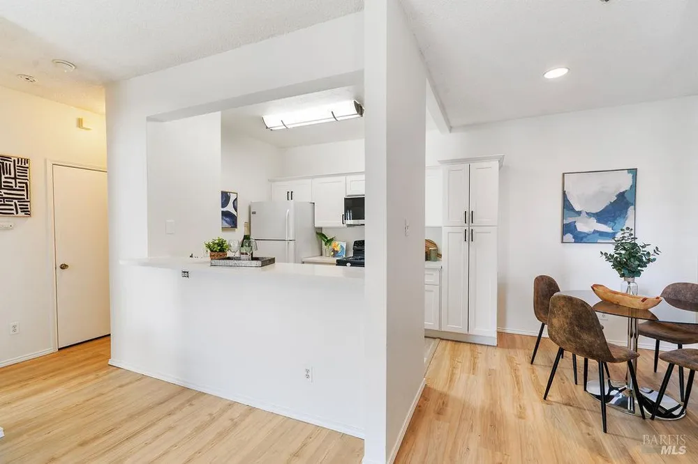 1201 Glen Cove Parkway ##1702 Vallejo, CA 94591