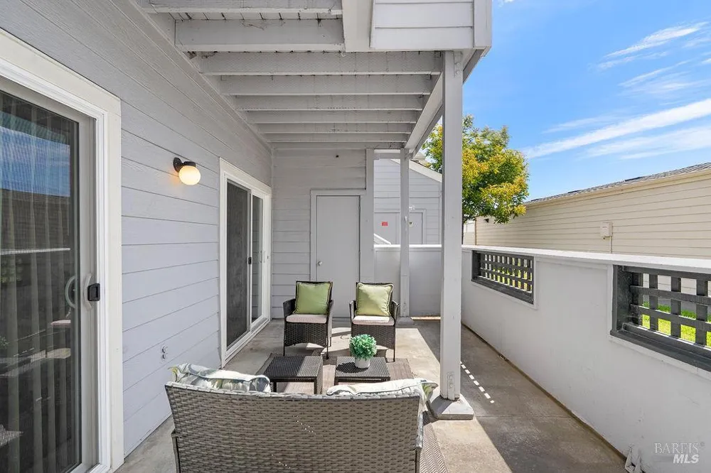 1201 Glen Cove Parkway ##1702 Vallejo, CA 94591
