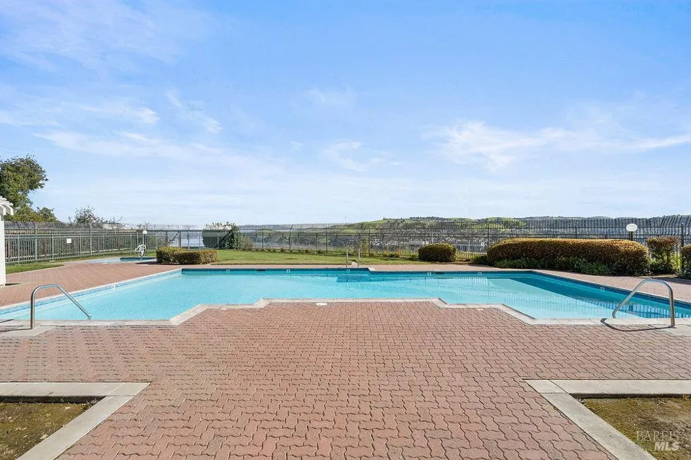 1201 Glen Cove Parkway ##1702 Vallejo, CA 94591