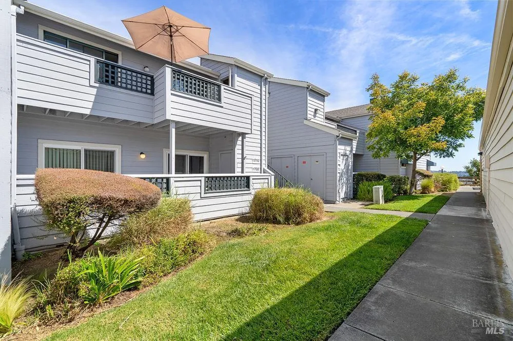 1201 Glen Cove Parkway ##1702 Vallejo, CA 94591