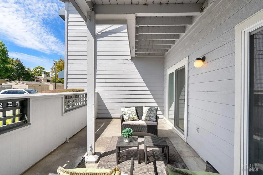 1201 Glen Cove Parkway ##1702 Vallejo, CA 94591