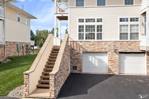 200 Beachwalk Trail