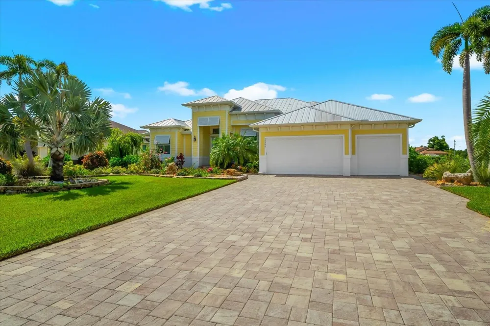 15388 ALSASK CIRCLE Port Charlotte, FL 33981