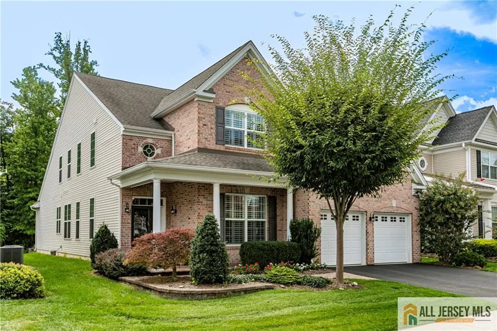 11 Bellingham Drive South Brunswick, NJ 08824